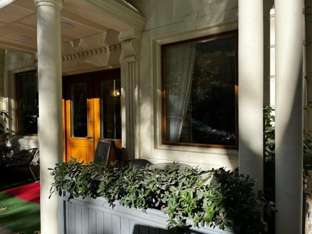 Karat Inn Boutique Hotel Баку Екстериор снимка
